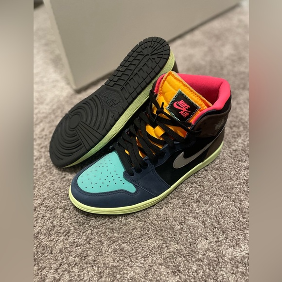 Jordan 1 “Bio hack” - Picture 4 of 4